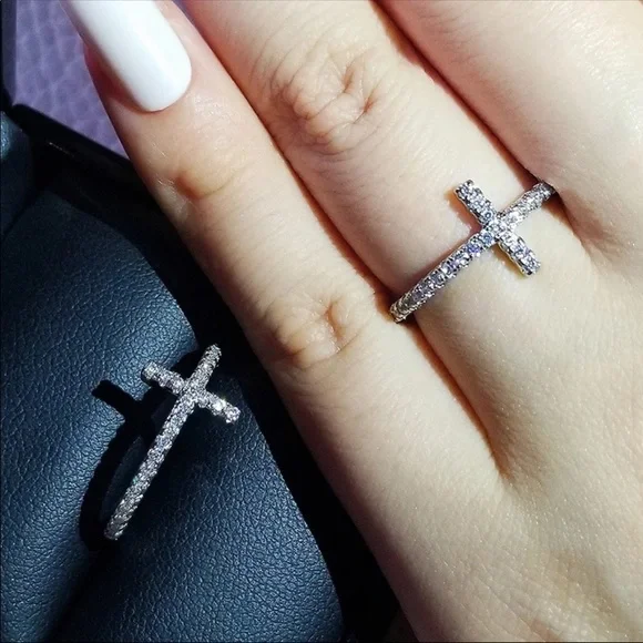 💙Exquisite Ring Cross - Picture 3 of 4